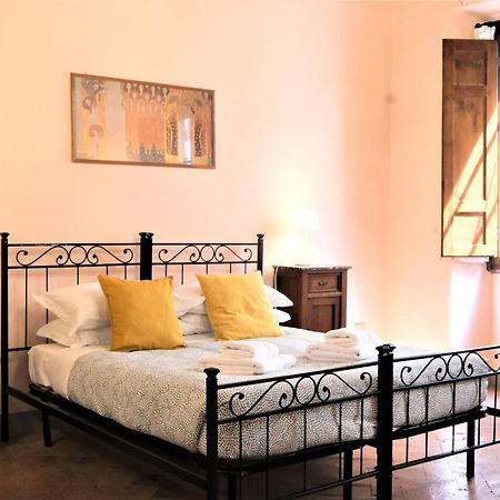 Wine Apartments Florence Pomino Bagian luar foto